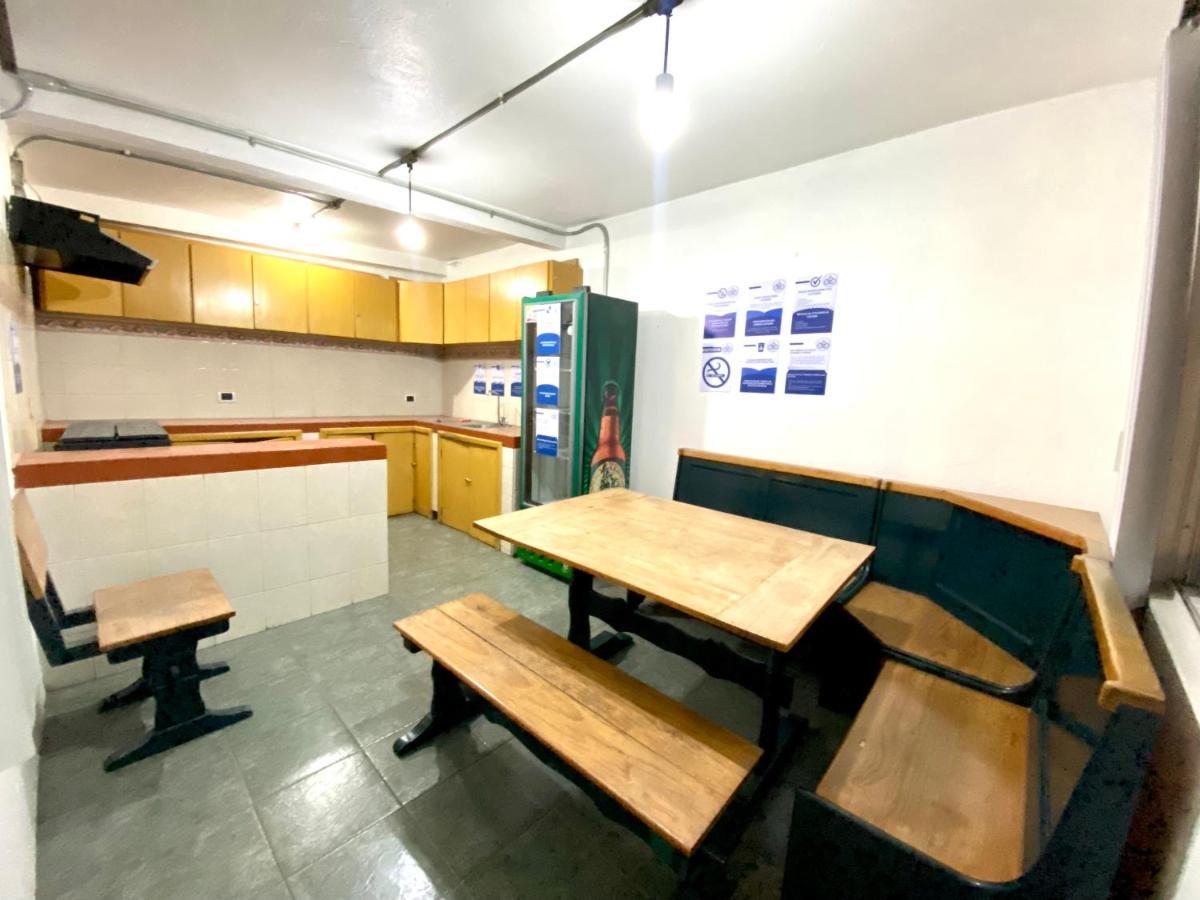 Roomies Hostel Reforma-El Angel メキシコシティ エクステリア 写真