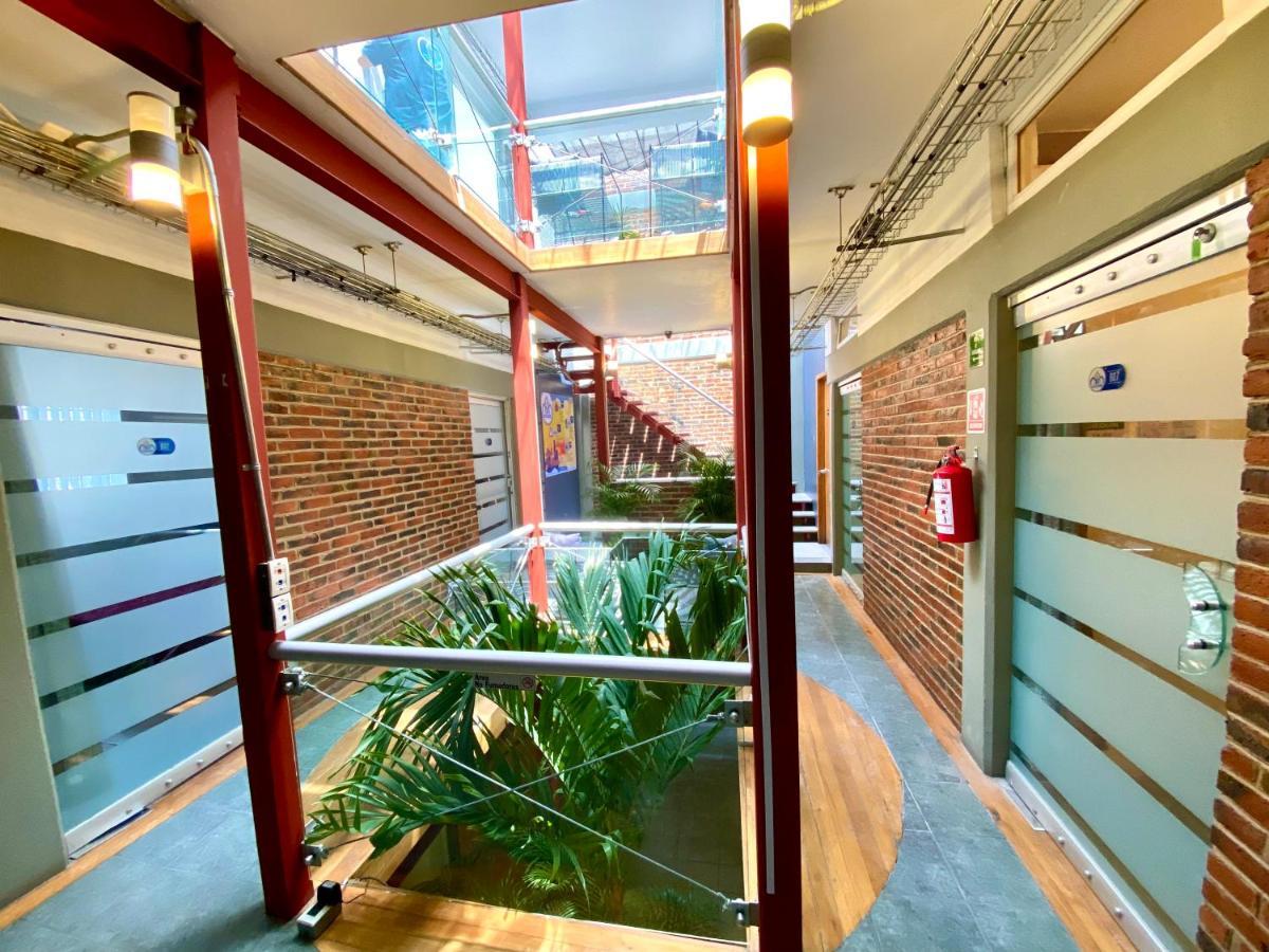 Roomies Hostel Reforma-El Angel メキシコシティ エクステリア 写真